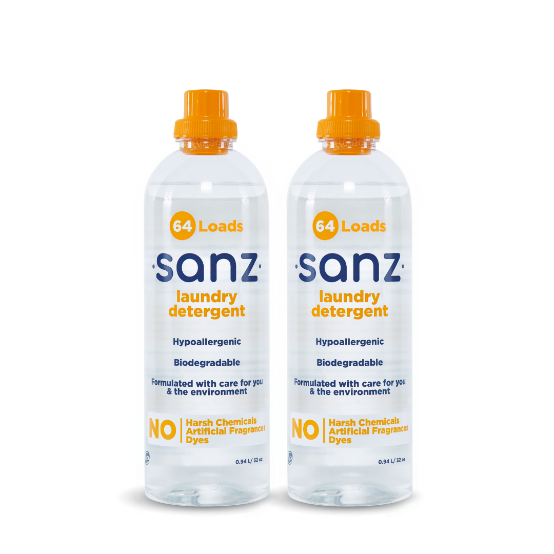The fronts of two Sanz laundry detergent bottles.
